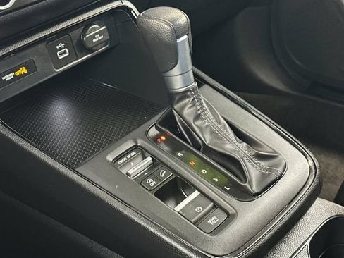 Used 2025 Honda CR-V LX image 24