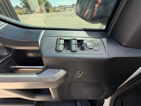 Used 2018 Ford F150 Raptor w/ Equipment Group 801A Mid AWD/4WD image 15