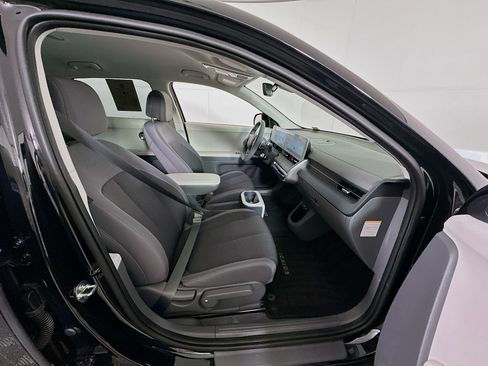 Used 2024 Hyundai Ioniq 5 SEL image 33