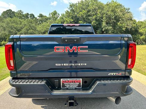 Used 2022 GMC Sierra 2500 AT4 w/ AT4 Premium Plus Package AWD/4WD image 6