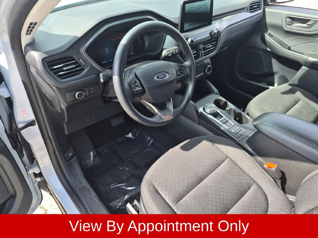 Used 2025 Ford Escape Active AWD/4WD image 13