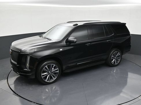 Used 2025 Cadillac Escalade Sport RWD image 15