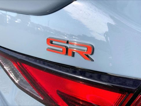 Used 2024 Nissan Sentra SR image 10