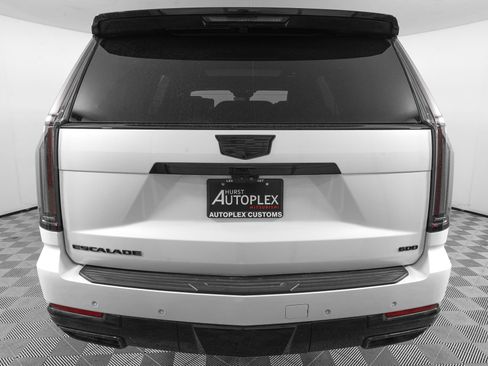 Used 2025 Cadillac Escalade Sport Platinum w/ LPO, ONYX Package AWD/4WD image 6