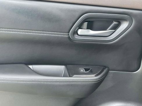 Used 2023 Nissan Rogue SL image 20