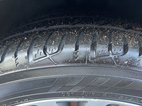 Used 2016 Hyundai Genesis 3.8 w/ Option Group 02 image 28