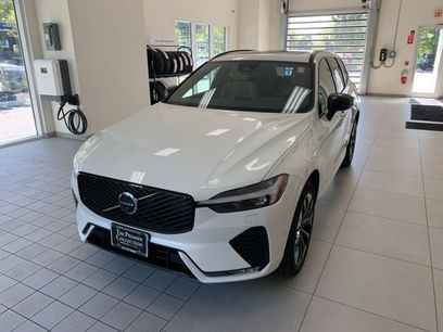 New 2026 Volvo XC60 B5 Plus w/ Protection Package Premier