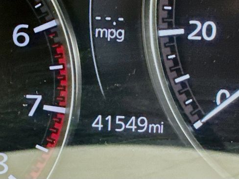 Used 2024 MAZDA MAZDA3 s image 19