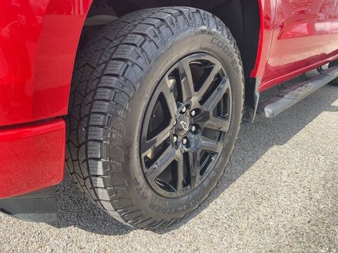 Used 2023 Chevrolet Silverado 1500 RST w/ Z71 Off-Road Package image 10