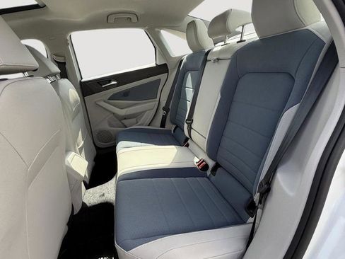 New 2025 Volkswagen Jetta SE image 15