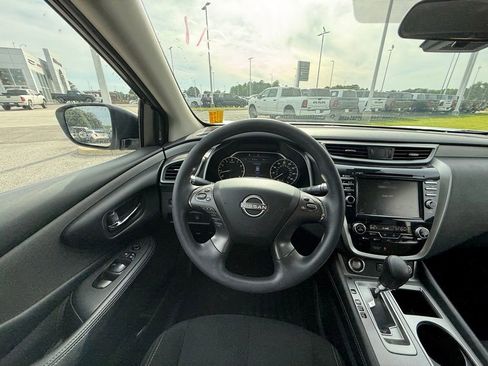 Used 2023 Nissan Murano S image 13