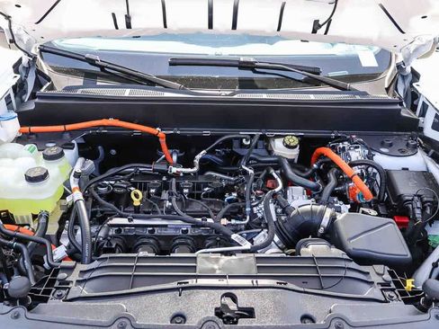 New 2026 Ford Maverick XL FWD image 30
