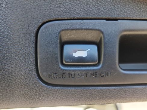 Used 2018 Honda CR-V Touring image 30