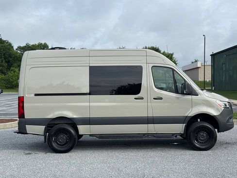Used 2026 Mercedes-Benz Sprinter 2500 image 8