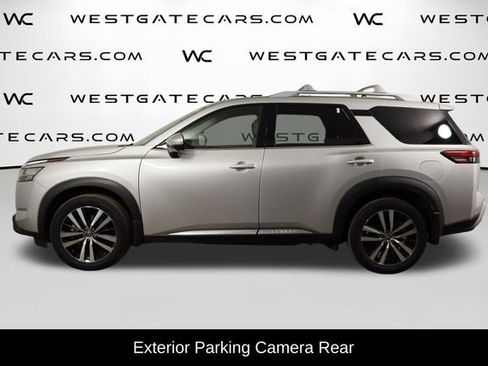 Used 2024 Nissan Pathfinder Platinum w/ Cargo Package image 13