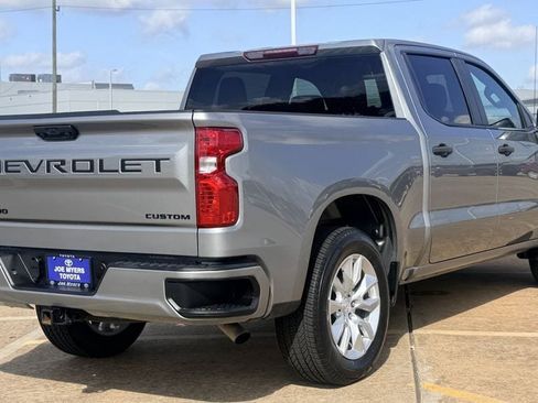 Used 2024 Chevrolet Silverado 1500 Custom w/ LPO, Dark Essentials Package RWD image 7