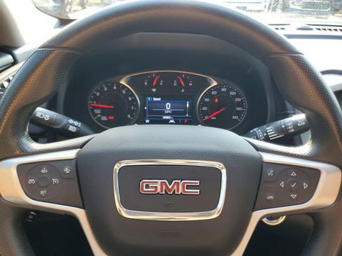 Used 2023 GMC Terrain SLE w/ Driver Convenience Package FWD image 19