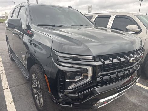 Used 2025 Chevrolet Tahoe Z71 w/ Comfort Package image 4