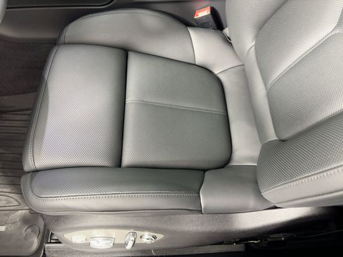 Used 2026 Porsche Macan S image 14