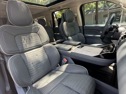 Used 2023 Lincoln Navigator L Black Label AWD/4WD image 12