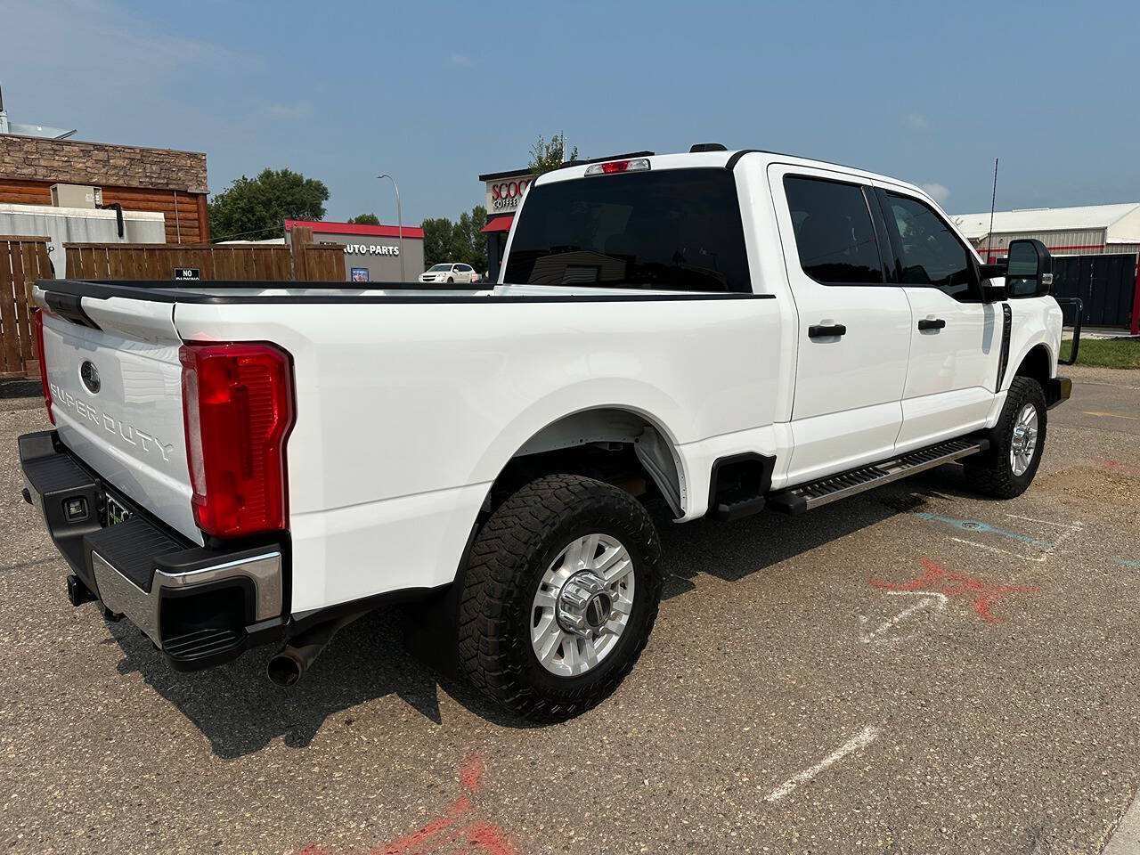 Used 2023 Ford F250 XLT w/ Snow Plow Prep Package AWD/4WD image 5