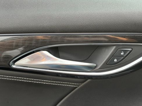 Used 2021 Buick Envision Preferred FWD image 9