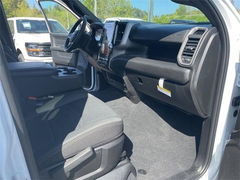 New 2025 RAM 3500 Tradesman image 28