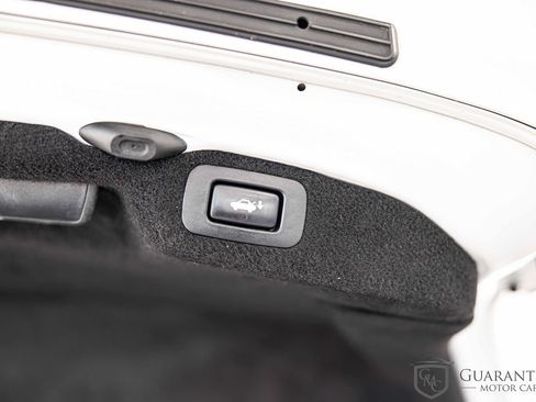 Used 2017 Lexus LS 460 AWD w/ Comfort Package image 18