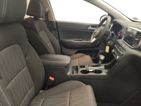Used 2020 Kia Sportage LX FWD image 21