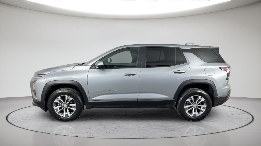 Used 2025 Chevrolet Equinox LT AWD/4WD image 12