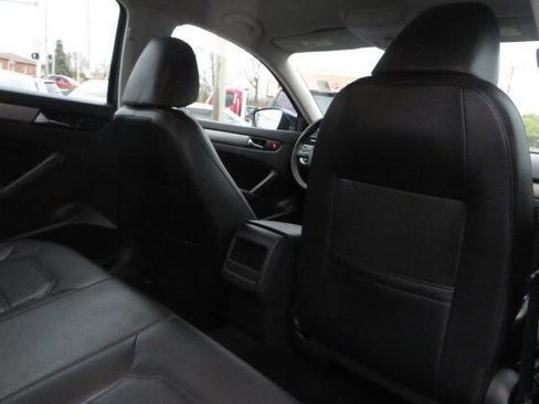 Used 2015 Volkswagen Passat 1.8T Wolfsburg Edition image 37