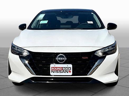 New 2025 Nissan Sentra SR image 3