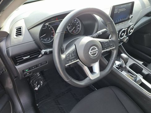 Used 2022 Nissan Sentra SV image 13