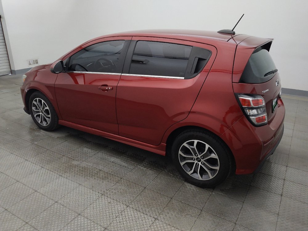 Used 2020 Chevrolet Sonic LT w/ Convenience Package FWD image 3