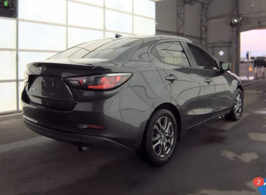 Used 2019 Toyota Yaris LE FWD image 2