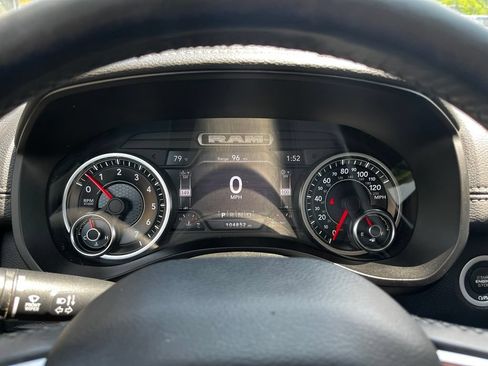 Used 2019 RAM 1500 Laramie w/ Off Road Group AWD/4WD image 12