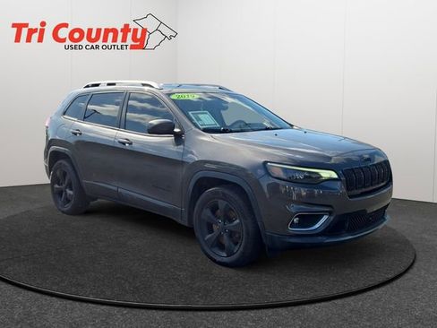 Used 2019 Jeep Cherokee Limited w/ Technology Group AWD/4WD image 1