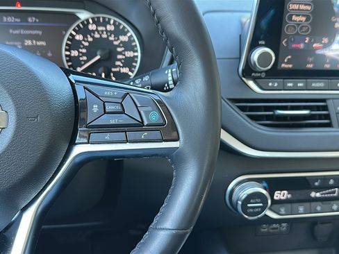 Certified 2019 Nissan Altima 2.5 SV AWD/4WD image 18