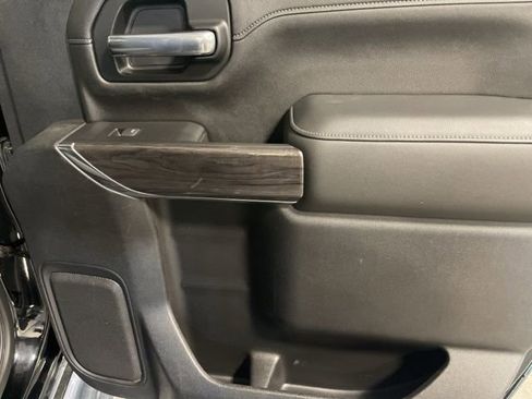 Used 2020 Chevrolet Silverado 2500 LTZ w/ LTZ Convenience Package image 51