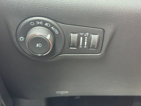 Certified 2025 Jeep Compass Limited AWD/4WD image 23