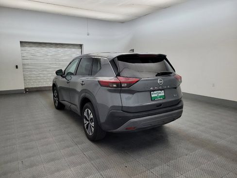 Used 2021 Nissan Rogue SV FWD image 5