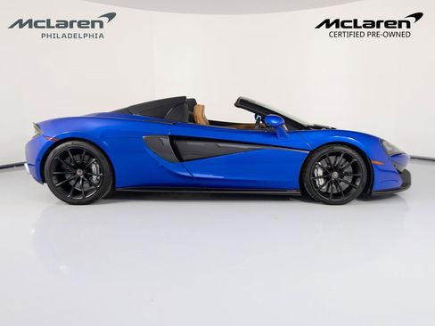 Used 2018 McLaren 570S Spider image 5