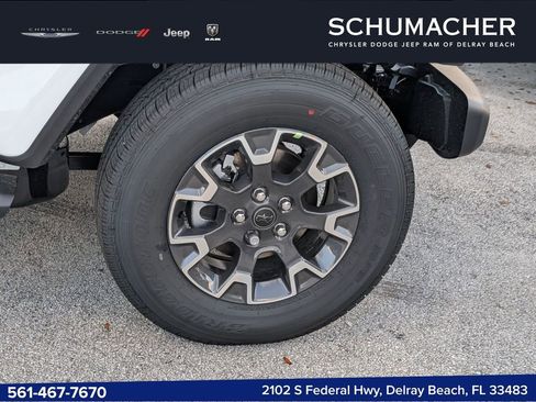 New 2026 Jeep Gladiator Mojave AWD/4WD image 9