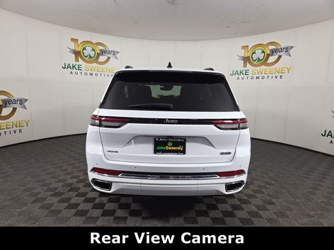 Used 2023 Jeep Grand Cherokee Overland AWD/4WD image 7