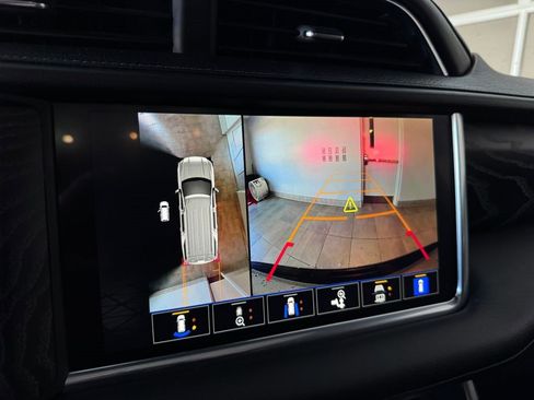 Certified 2024 GMC Yukon XL Denali w/ Max Trailering Package image 24