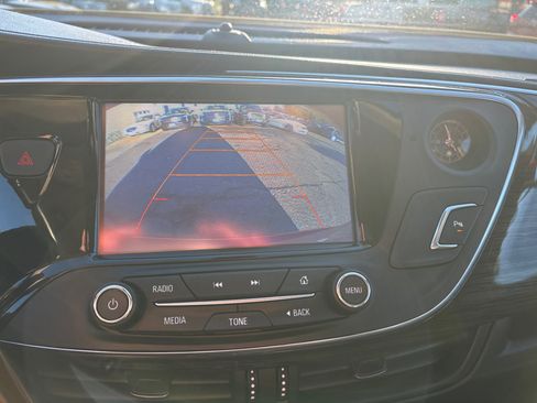 Used 2017 Buick Envision Essence image 21