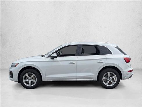Used 2023 Audi Q5 2.0T Premium w/ Convenience Package AWD/4WD image 8