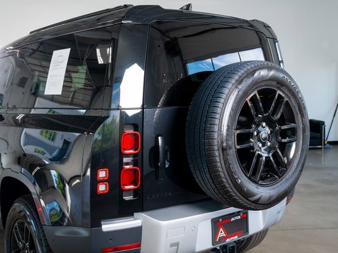 Used 2024 Land Rover Defender 90 S AWD/4WD image 22