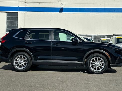 Used 2023 Honda CR-V EX image 4