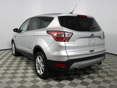Used 2017 Ford Escape SE FWD image 26